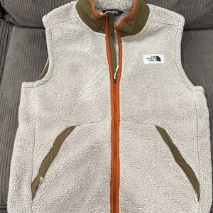 The North Face Mens Fleece Vest